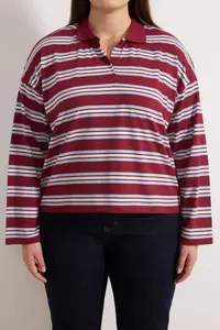 Trendyol Curve Burgundy Striped Oversized Plus Size T-Shirt - Image 3