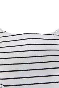Trendyol Curve Black-White Asymmetric Yaka Crop Size Short Sleeve Plus Size T-Shirt - Image 5
