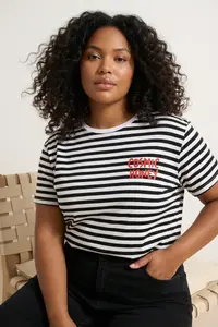 Trendyol Curve Red Striped Thick Cotton Slogan Embroidery Detailed Knitting Plus Size T-Shirt