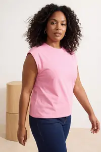 Trendyol Curve Pink 100% Cotton Wadding Look Crew Neck Knitting Plus Size T-Shirt - Image 3