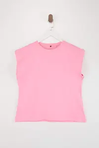 Trendyol Curve Pink 100% Cotton Wadding Look Crew Neck Knitting Plus Size T-Shirt - Image 4