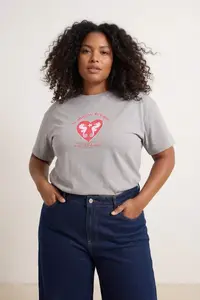 Trendyol Curve Gray Heart Printed Oversized Fit Plus Size T-Shirt