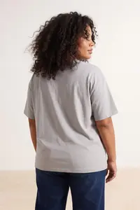 Trendyol Curve Gray Heart Printed Oversized Fit Plus Size T-Shirt - Image 3