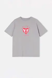 Trendyol Curve Gray Heart Printed Oversized Fit Plus Size T-Shirt - Image 4