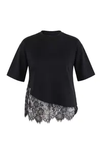 Trendyol Curve Black Skirt Ucu Lace Detailed Plus Size T-Shirt