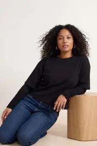 Trendyol Curve Black Lace Kol Detailed Plus Size T-Shirt - Image 2