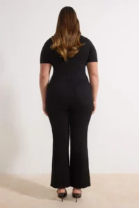 Trendyol Curve Non-fading Black High Waist Trok Detailed Flexible Straight Fit denim plus size jeans - Image 4