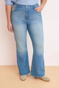 Trendyol Curve Mavi Sustainable Elastic Waist comfort/Flexible Flare flared leg plus size jeans - Image 3