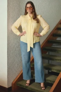 Trendyol Curve Mavi High Waist Loose Straight Fit 100% Cotton Non-Stretch plus size jeans - Image 2