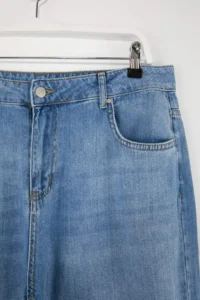 Trendyol Curve Mavi High Waist Loose Straight Fit 100% Cotton Non-Stretch plus size jeans - Image 4