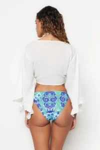 TRENDYOLMİLLA Beach Crop Clothing Ecru Weaving with flywheel Blouse - Image 5