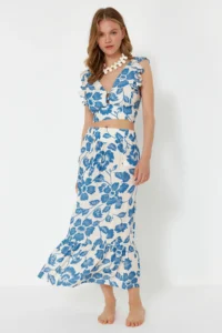 TRENDYOLMİLLA flower patterned Weaving with flywheel Beach Blouse-Skirt Set - Image 3