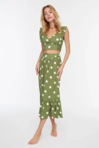 TRENDYOLMİLLA Polka Dot Weaving with flywheel Beach Blouse-Skirt Set - Image 2