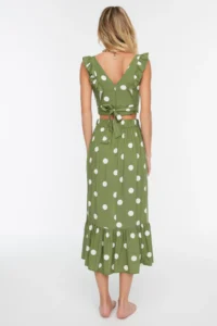 TRENDYOLMİLLA Polka Dot Weaving with flywheel Beach Blouse-Skirt Set - Image 5