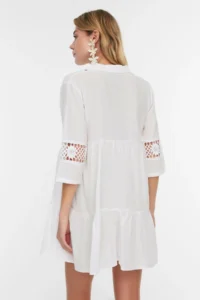 TRENDYOLMİLLA White Weaving Lace 100% Cotton Beach Mini Dress - Image 3