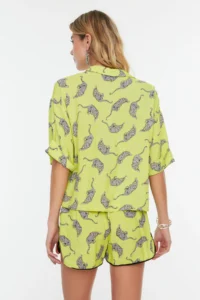 TRENDYOLMİLLA Leopard Patterned Weaving Piped Beach Shirt Shorts Set - Image 5