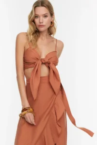 TRENDYOLMİLLA Cinnamon Weaving with flywheel Beach Blouse-Skirt Set - Image 3