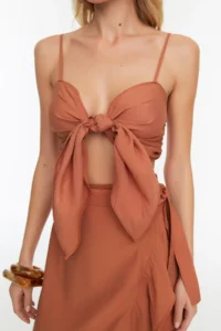 TRENDYOLMİLLA Cinnamon Weaving with flywheel Beach Blouse-Skirt Set - Image 4