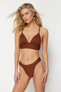 TRENDYOLMİLLA Brown High Leg Regular Core Bikini Bottom - Image 3