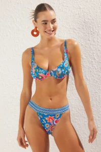 TRENDYOLMİLLA Floral Patterned Regular Regular Waist Bikini Bottom - Image 2