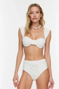 TRENDYOLMİLLA Ecru textured Covered with accessories High Waist Regular Bikini Bottom - Image 2