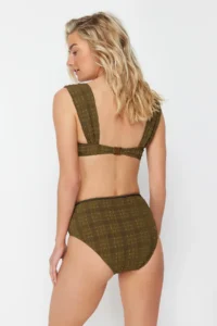TRENDYOLMİLLA Khaki textured Covered with accessories High Waist Regular Bikini Bottom - Image 4