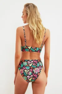 TRENDYOLMİLLA Geometric Patterned hipster High Waist Bikini Bottom - Image 5