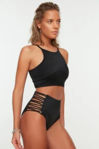 TRENDYOLMİLLA Black Piped hipster Super High Waist Bikini Bottom - Image 3