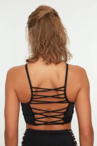 TRENDYOLMİLLA Black Piped Barbell Collar Covered Bikini Top - Image 4