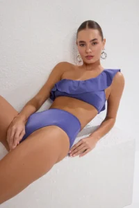 TRENDYOLMİLLA Mavi with flywheel One Shoulder Covered Bikini Top - Image 2