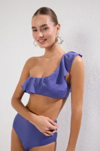 TRENDYOLMİLLA Mavi with flywheel One Shoulder Covered Bikini Top - Image 3