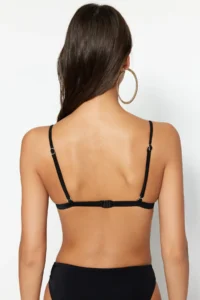 TRENDYOLMİLLA Black bralette Covered Basic Bikini Top - Image 4