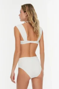 TRENDYOLMİLLA Ecru balconette Covered Bikini Top - Image 7