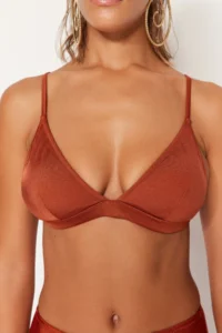 TRENDYOLMİLLA Brown Triangle Covered Bikini Top - Image 4
