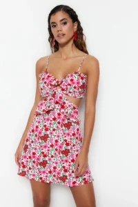 TRENDYOLMİLLA beachwear flower patterned Weaving Cut Out Mini Dress