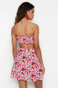 TRENDYOLMİLLA beachwear flower patterned Weaving Cut Out Mini Dress - Image 5