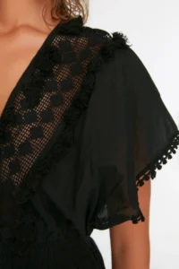 TRENDYOLMİLLA Black Weaving Embroidered 100% Cotton Beach Mini Dress - Image 4