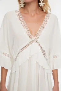 TRENDYOLMİLLA White Weaving striped Beach Mini Dress - Image 3