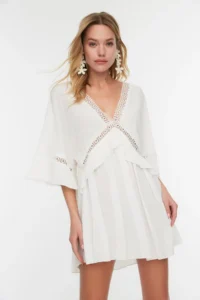 TRENDYOLMİLLA White Weaving striped Beach Mini Dress - Image 5