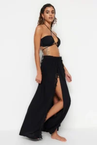 TRENDYOLMiLLA Black Weaving slit Maxi Beach Skirt - Image 2