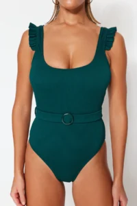 TRENDYOLMİLLA Green Arched U-Neck Covered Regular Swimsuit - Image 4