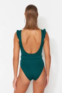 TRENDYOLMİLLA Green Arched U-Neck Covered Regular Swimsuit - Image 6