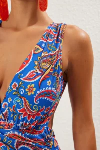 TRENDYOLMİLLA Shawl pattern Drapeli Deep V-neck Covered Regular Swimsuit - Image 3