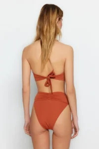 TRENDYOLMİLLA Brick Rejection with accessories High Waist High Leg Regular Bikini Bottom - Image 5