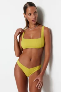 TRENDYOLMİLLA Oil Green V Cut textured Normal Hem Bikini Bottom