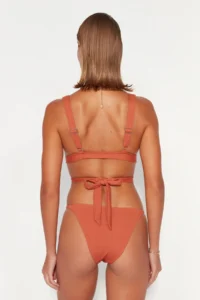 TRENDYOLMİLLA Brick Rejection Piped Normal Hem Bikini Bottom - Image 5