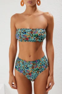 TRENDYOLMİLLA Leopard Patterned Strapless Covered hipster High Waist Bikini Set - Image 3
