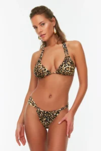 TRENDYOLMİLLA Leopard Patterned tunnelled Triangle Covered brazilian Low Waist Bikini Set - Image 2