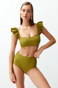 TRENDYOLMİLLA Green textured Frilly bralette Covered hipster High Waist Bikini Set - Image 3