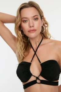 TRENDYOLMİLLA Black tunnelled Strapless Covered Bikini Top - Image 10